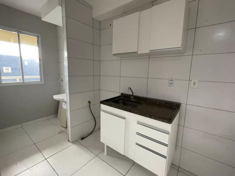 Apartamento à venda Jardim Rio das Pedras com 55m² e 2 quartos por R$ 210.000 - apto-cotia-cozinha-e-lavanderia-01.jpg