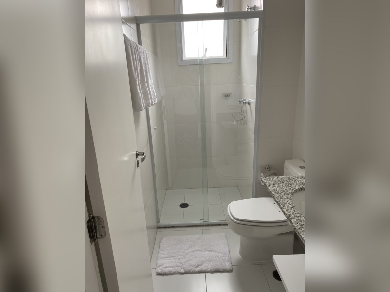 Apartamento à venda Centro com 101m² e 3 quartos por R$ 1.480.000 - banheiro-social.jpg