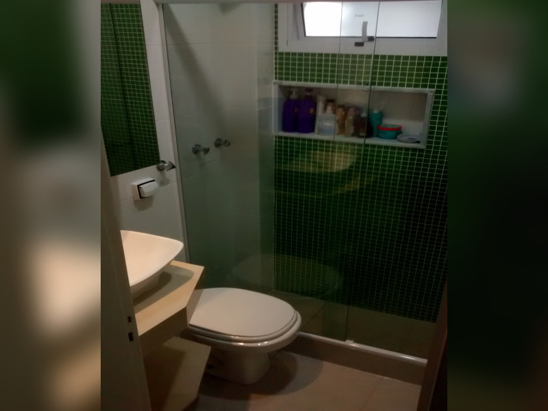 Apartamento à venda Rio Comprido com 70m² e 2 quartos por R$ 400.000 - banh-suite.jpg