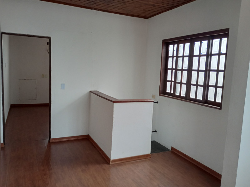 Casa à venda Parque São Vicente com 256m² e 4 quartos por R$ 860.000 - img-20250728-133324068-hdr.jpg