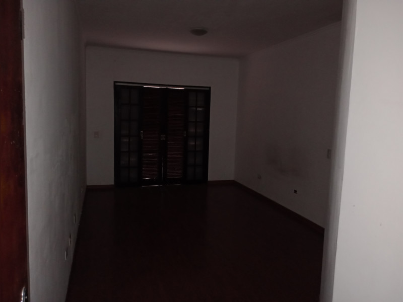 Casa à venda Parque São Vicente com 256m² e 4 quartos por R$ 860.000 - img-20250728-133611693-mfnr.jpg