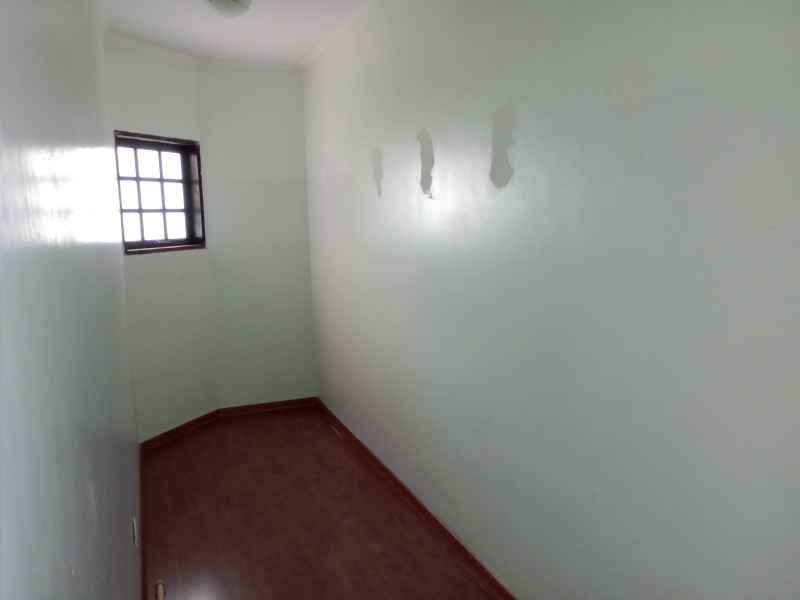 Casa à venda Parque São Vicente com 256m² e 4 quartos por R$ 860.000 - img-20250728-133708498-mfnr.jpg