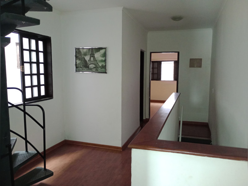 Casa à venda Parque São Vicente com 256m² e 4 quartos por R$ 860.000 - img-20250728-133729650-mfnr.jpg