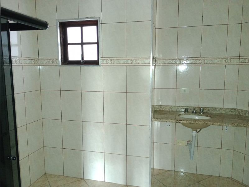 Casa à venda Parque São Vicente com 256m² e 4 quartos por R$ 860.000 - img-20250728-133818651-mfnr.jpg