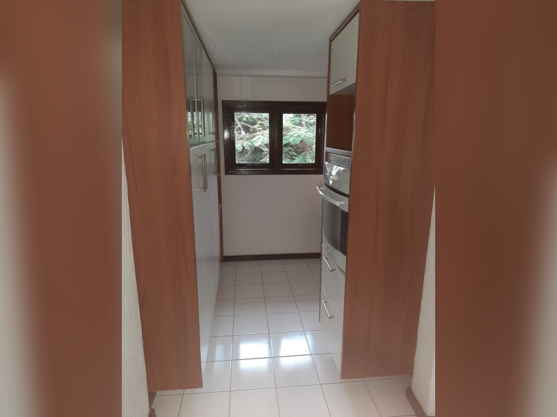 Casa de condomínio à venda Itanhangá com 380m² e 5 quartos por R$ 600.000 - 26-armarios-da-cozinha.jpg