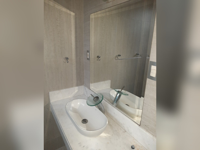 Casa de condomínio à venda Itanhangá com 380m² e 5 quartos por R$ 600.000 - 42-banheiro-da-suite.jpg