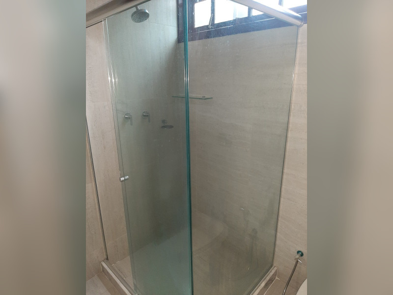 Casa de condomínio à venda Itanhangá com 380m² e 5 quartos por R$ 600.000 - 43-banheiro-da-suite.jpg