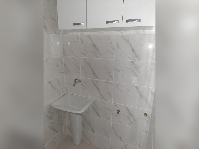 Casa de condomínio à venda Itanhangá com 380m² e 5 quartos por R$ 600.000 - 75-area-de-servico-lavanderia.jpg