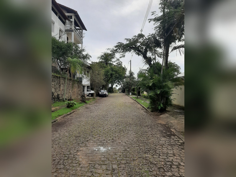 Casa de condomínio à venda Itanhangá com 380m² e 5 quartos por R$ 600.000 - 76-vista-da-rua-1.jpg