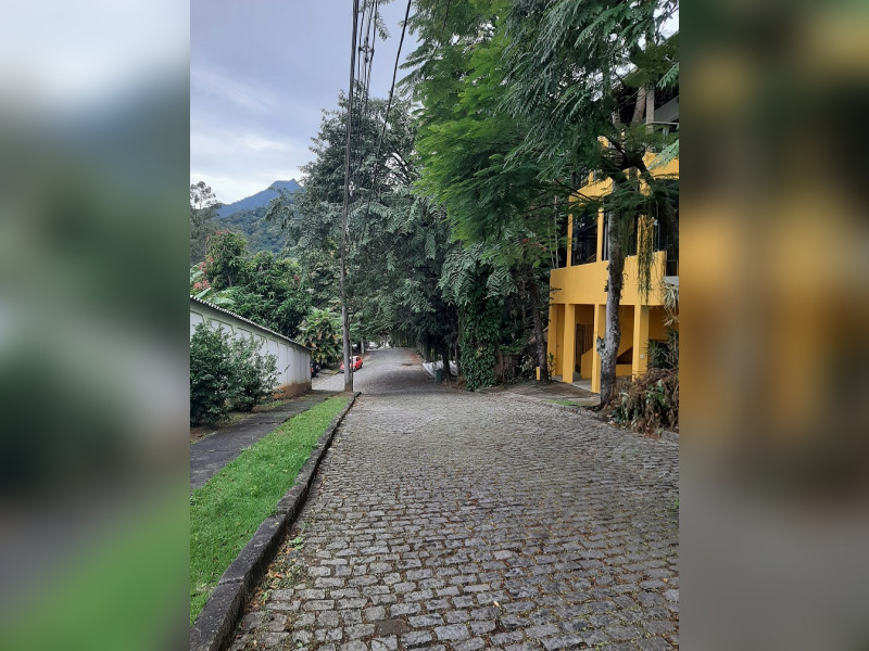 Casa de condomínio à venda Itanhangá com 380m² e 5 quartos por R$ 600.000 - 77-vista-da-rua-2.jpg