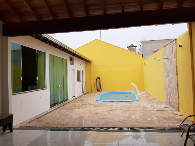 Casa à venda Centro com 280m² e 3 quartos por R$ 99.999.999 - 1000326823.jpg