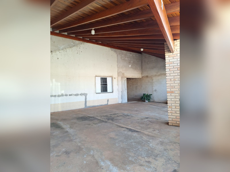 Casa à venda Centro com 280m² e 3 quartos por R$ 99.999.999 - 1000326856.jpg