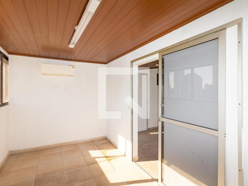 Cobertura à venda Jardim Ampliação com 230m² e 3 quartos por R$ 1.000.000 - imagem-do-whatsapp-de-2025-07-03-as-165737-c2de766a.jpg