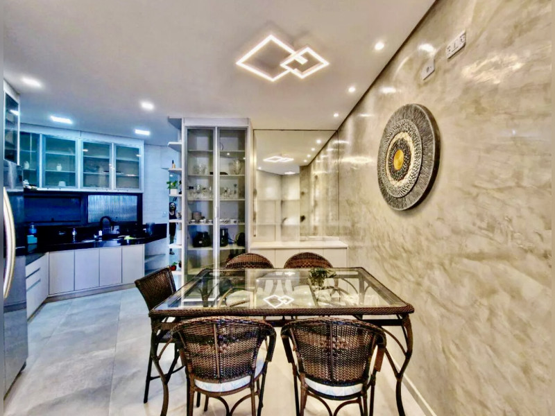 Apartamento à venda Pitangueiras com 110m² e 4 quartos por R$ 788.000 - img-9168.jpeg