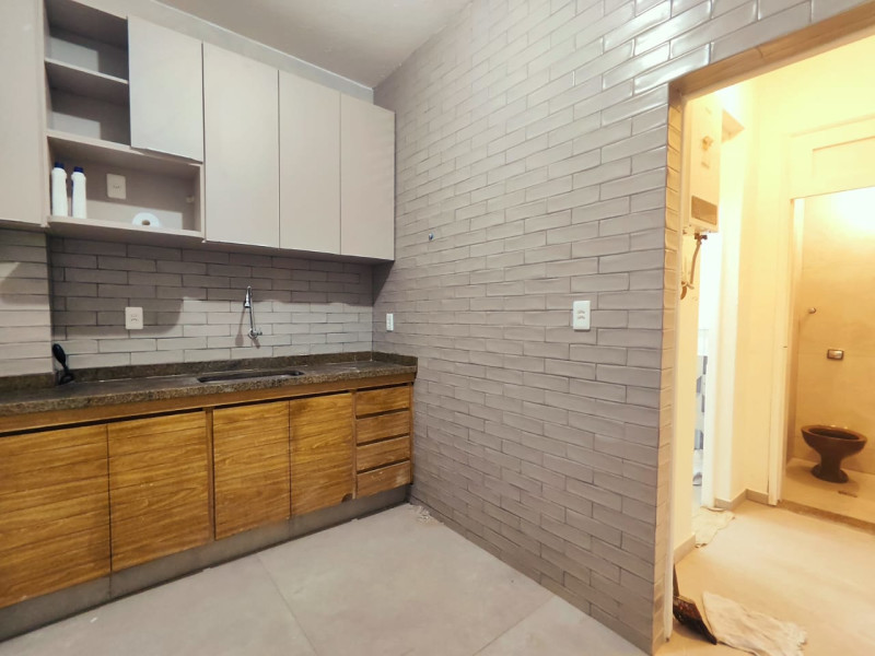 Apartamento à venda Copacabana com 70m² e 2 quartos por R$ 1.300.000 - 1000165804.jpg