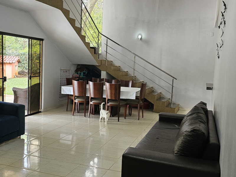 Chácara à venda Centro com 300m² e 4 quartos por R$ 800.000 - 1000297027.jpg