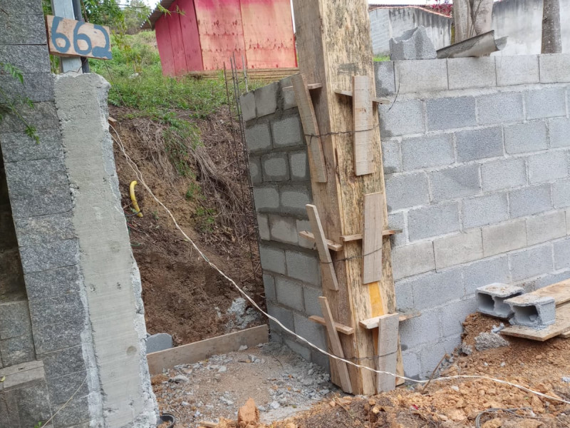 Terreno à venda Jardim San Ressore (Caucaia do Alto) com 800m² e 1 quarto por R$ 209.999 - efecf1a3-50b5-46e6-a47f-573c8ac77148.jpeg