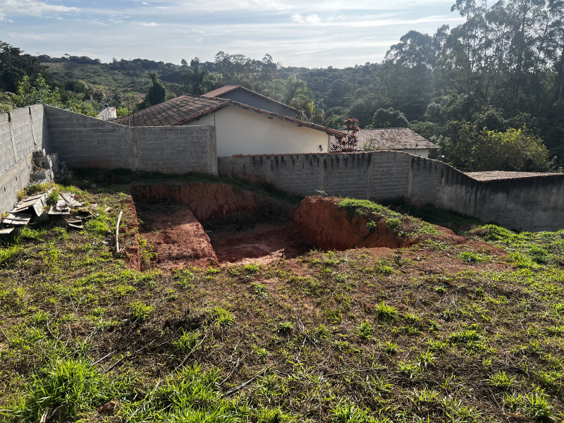 Terreno à venda Jardim San Ressore (Caucaia do Alto) com 800m² e 1 quarto por R$ 209.999 - img-9220.jpeg