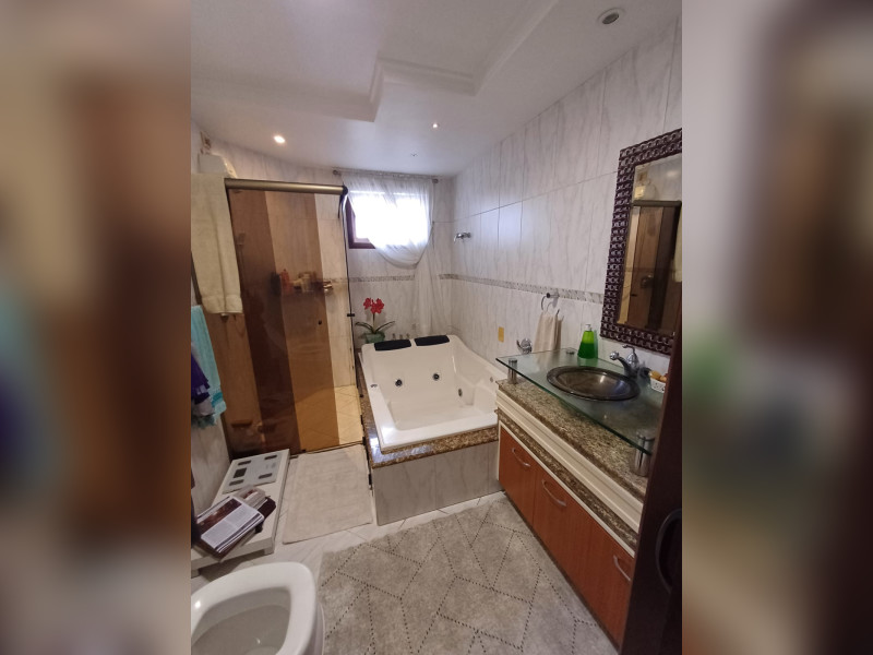 Casa à venda Centro com 500m² e 3 quartos por R$ 2.400.000 - 1000149335.jpg