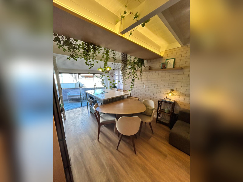 Apartamento à venda Jurerê com 60m² e 2 quartos por R$ 1.090.000 - whatsapp-image-2025-07-09-at-104638-2.jpeg