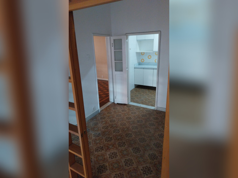 Casa à venda Centro com 125m² e 4 quartos por R$ 800.000 - 1000174868.jpg