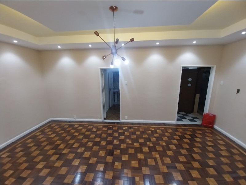 Casa à venda Centro com 125m² e 4 quartos por R$ 800.000 - 1000198633.jpg