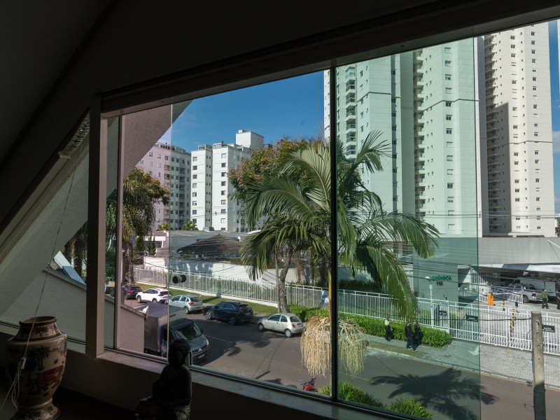 Casa à venda Cristo Rei com 297m² e 3 quartos por R$ 2.135.000 - daa7526.jpg