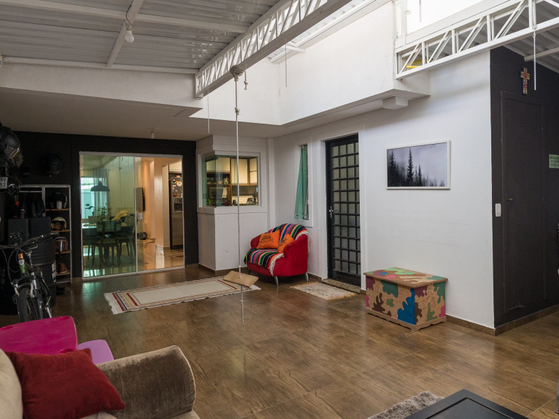 Casa à venda Cristo Rei com 297m² e 3 quartos por R$ 2.135.000 - daa7589.jpg