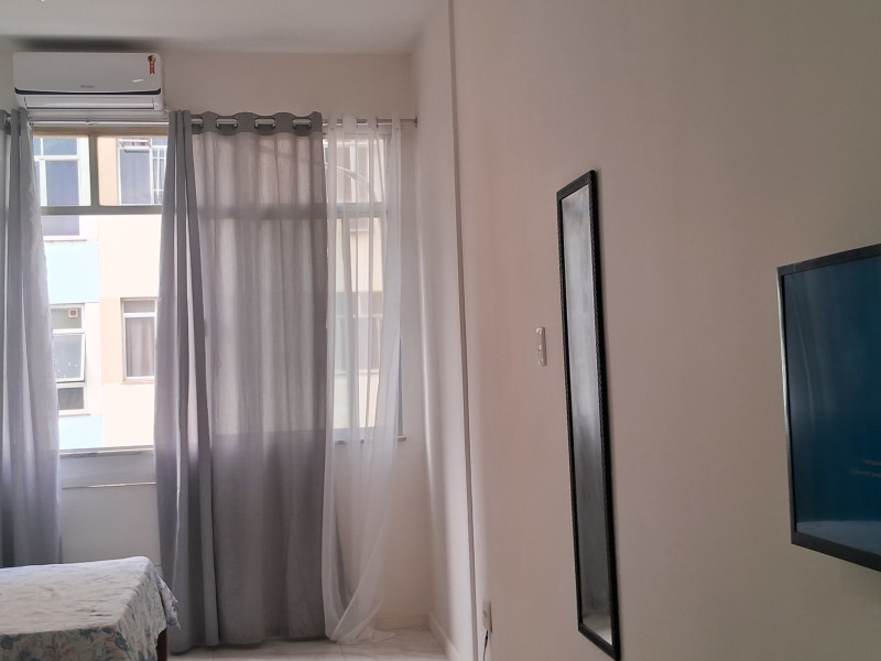 Apartamento à venda Centro com 42m² e 1 quarto por R$ 240.000 - 20241012-115331.jpg