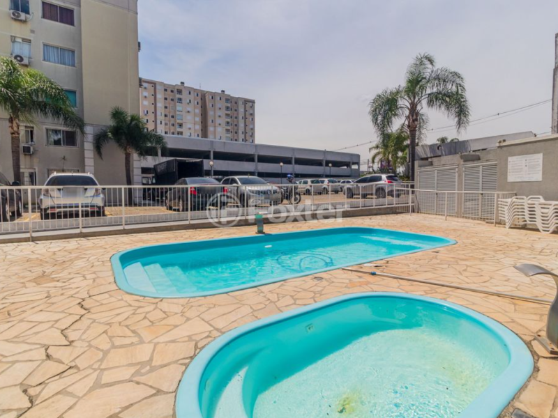 Apartamento à venda Costa e Silva com 75m² e 2 quartos por R$ 240.000 - piscina-2.png