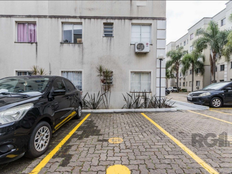 Apartamento à venda Costa e Silva com 75m² e 2 quartos por R$ 240.000 - vaga-box.png