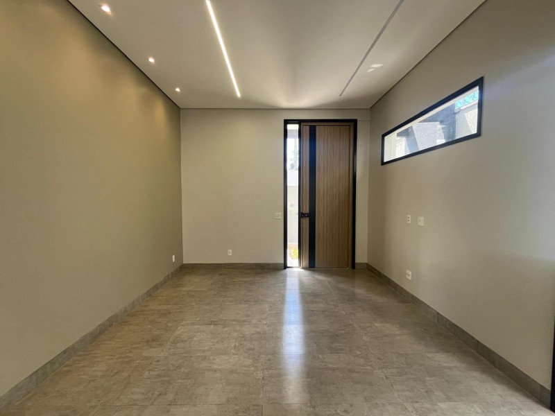 Casa à venda Jardim Inconfidência com 210m² e 3 quartos por R$ 1.350.000 - photo-2025-07-12-10-30-03-19.jpg