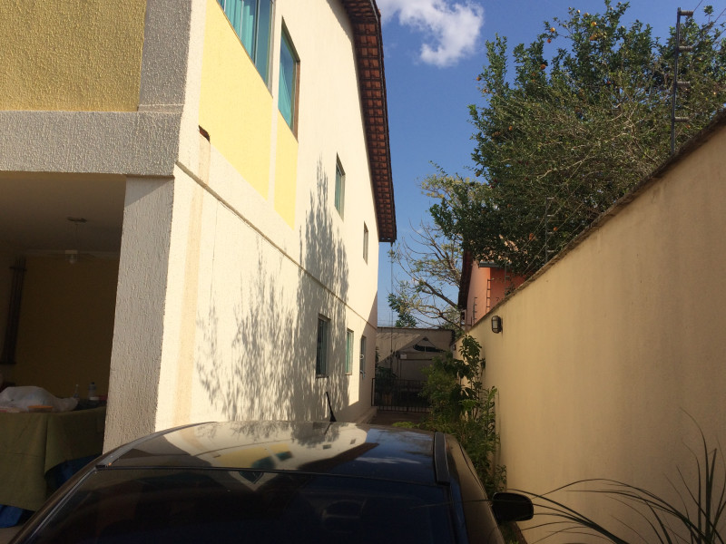 Casa à venda Residencial Center Ville com 325m² e 4 quartos por R$ 799.000 - 1000267399.jpg