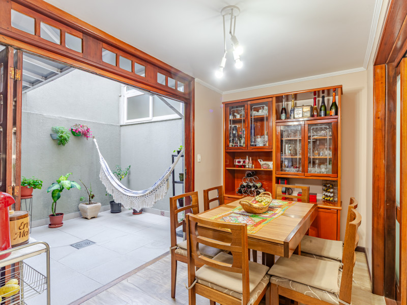 Casa de condomínio à venda Cavalhada com 219m² e 4 quartos por R$ 955.000 - 1000103958.jpg