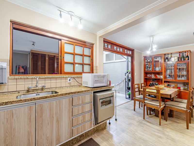 Casa de condomínio à venda Cavalhada com 219m² e 4 quartos por R$ 955.000 - 1000103963.jpg