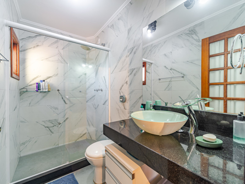 Casa de condomínio à venda Cavalhada com 219m² e 4 quartos por R$ 955.000 - 1000103985.jpg