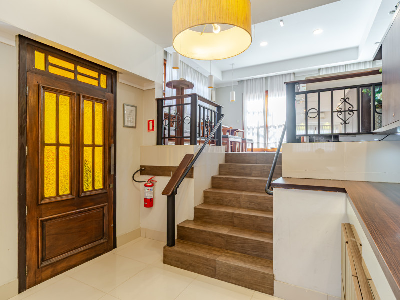 Casa de condomínio à venda Cavalhada com 219m² e 4 quartos por R$ 955.000 - 1000103998.jpg