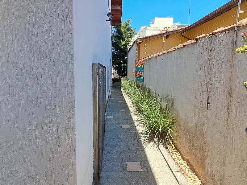 Casa à venda Jardim do Ypê com 288m² e 4 quartos por R$ 800.000 - 20251205-124031.jpg