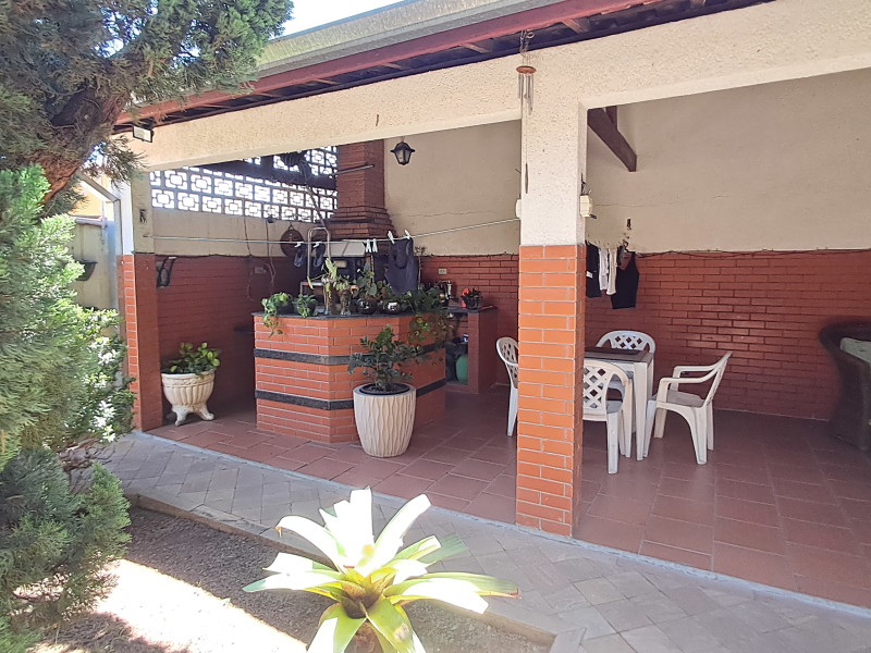 Casa à venda Jardim do Ypê com 288m² e 4 quartos por R$ 800.000 - 20251205-124054.jpg