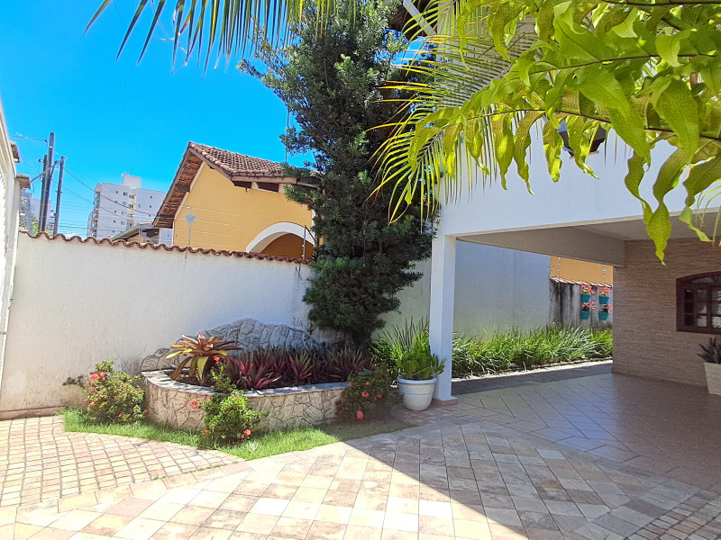 Casa à venda Jardim do Ypê com 288m² e 4 quartos por R$ 800.000 - 20251205-124434.jpg