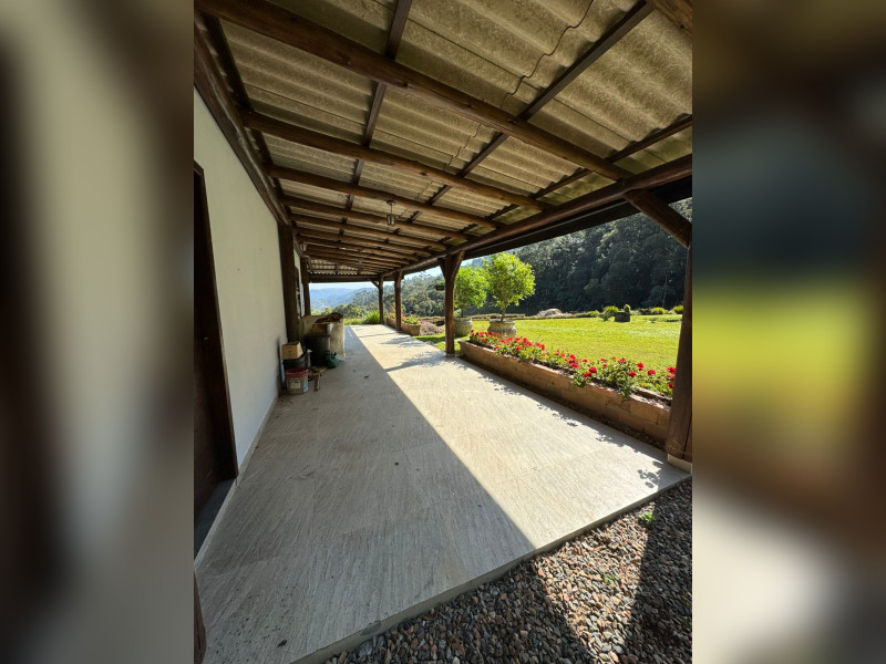 Sítio à venda Centro com 49000m² e 2 quartos por R$ 890.000 - imagem-do-whatsapp-de-2025-08-22-as-171532-75711e35.jpg