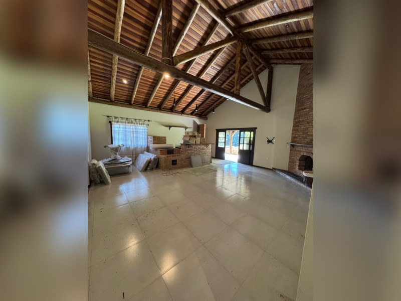 Sítio à venda Centro com 49000m² e 2 quartos por R$ 890.000 - imagem-do-whatsapp-de-2025-08-22-as-171534-9ec55a63.jpg