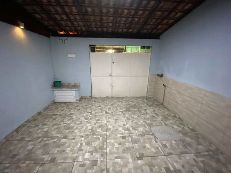 Casa à venda Bangu com 90m² e 2 quartos por R$ 299.000 - garagem.jpeg