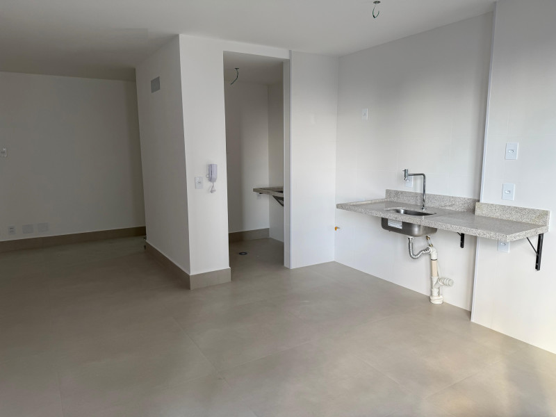 Apartamento à venda Setor Bueno com 99m² e 3 quartos por R$ 1.100.000 - 09-apartamento-sala-cozinha-13.jpg