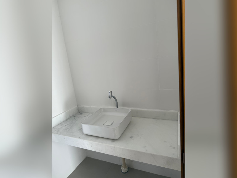 Apartamento à venda Setor Bueno com 99m² e 3 quartos por R$ 1.100.000 - 25-banheiro-da-suite-3.jpg