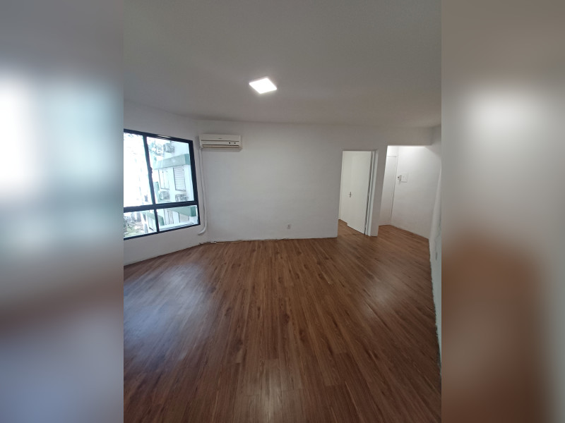 Apartamento à venda Nonoai com 45m² e 1 quarto por R$ 180.000 - 1000251030.jpg