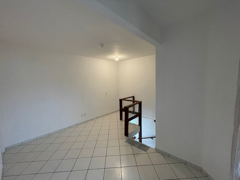 Apartamento à venda Maitinga com 120m² e 2 quartos por R$ 850.000 - apto-corredor-3.jpeg