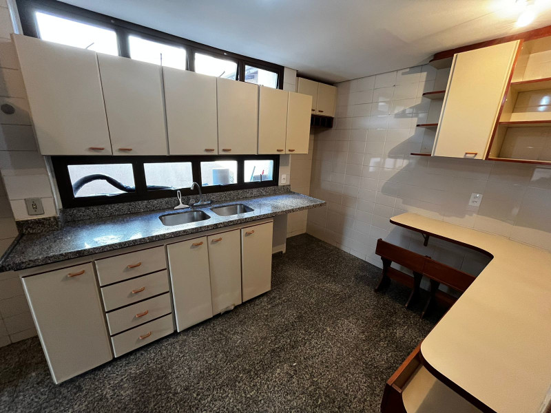 Casa de condomínio à venda Parque da Hipica com 600m² e 5 quartos por R$ 3.200.000 - inbound2535927481900188328.jpg