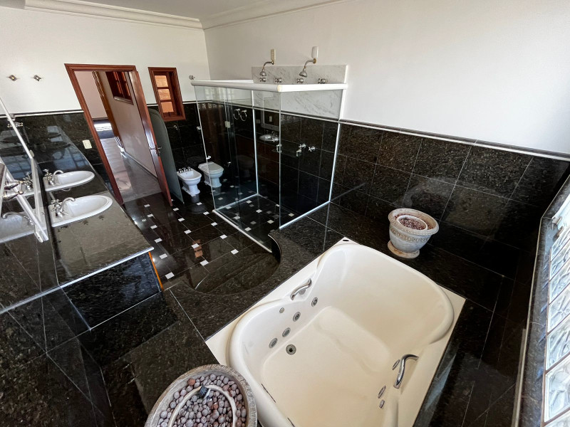 Casa de condomínio à venda Parque da Hipica com 600m² e 5 quartos por R$ 3.200.000 - inbound9137452302940030533.jpg