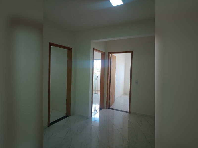 Apartamento à venda Guará II com 50m² e 2 quartos por R$ 170.000 - img-20250712-125720-380.jpg